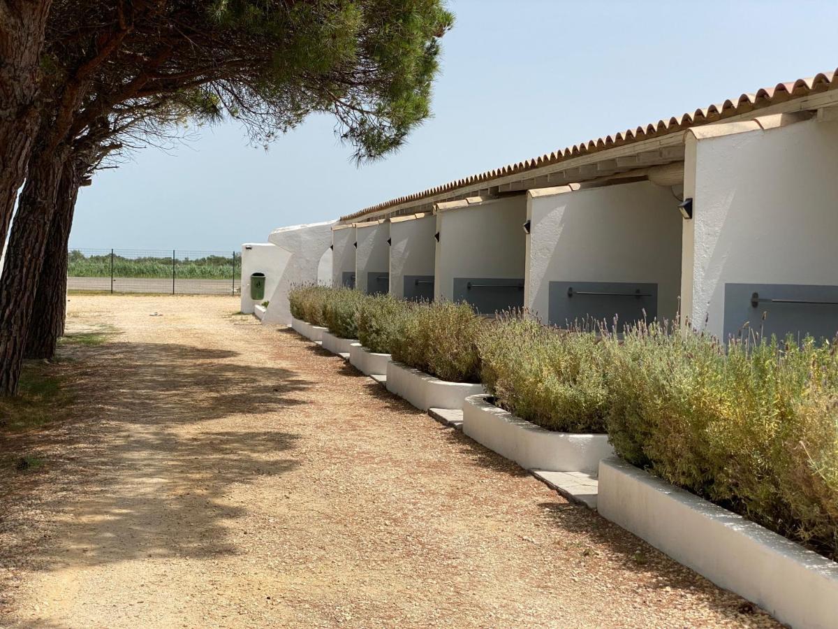 Hotel Mas Des Lys Saintes-Maries-de-la-Mer Exterior photo